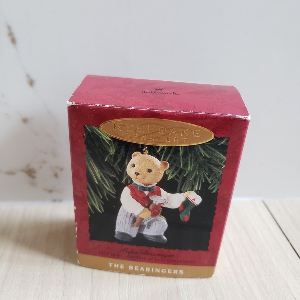 Hallmark Ornament Papa Bear The Bearingers Victoria Circle 1993 Keepsake‎